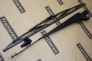 BRAÇO DO LIMPADOR COM PALHETA DE 600MM COMPATÍVEL COM ESCAVADEIRAS CATERPILLAR 312 315 320